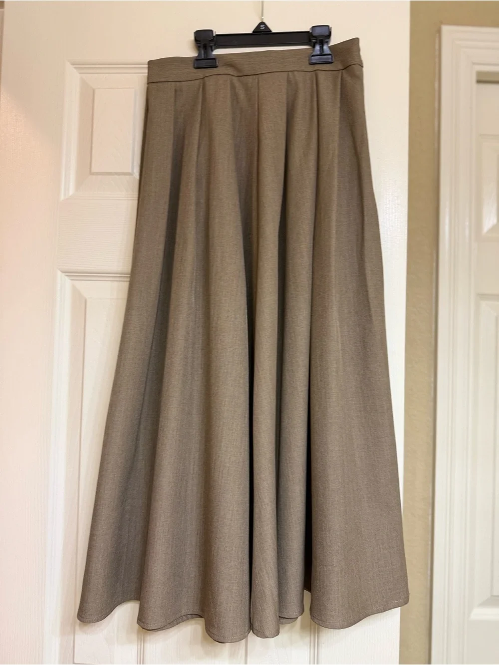 DAZY Classic A-Line Maxi Skirt in Taupe